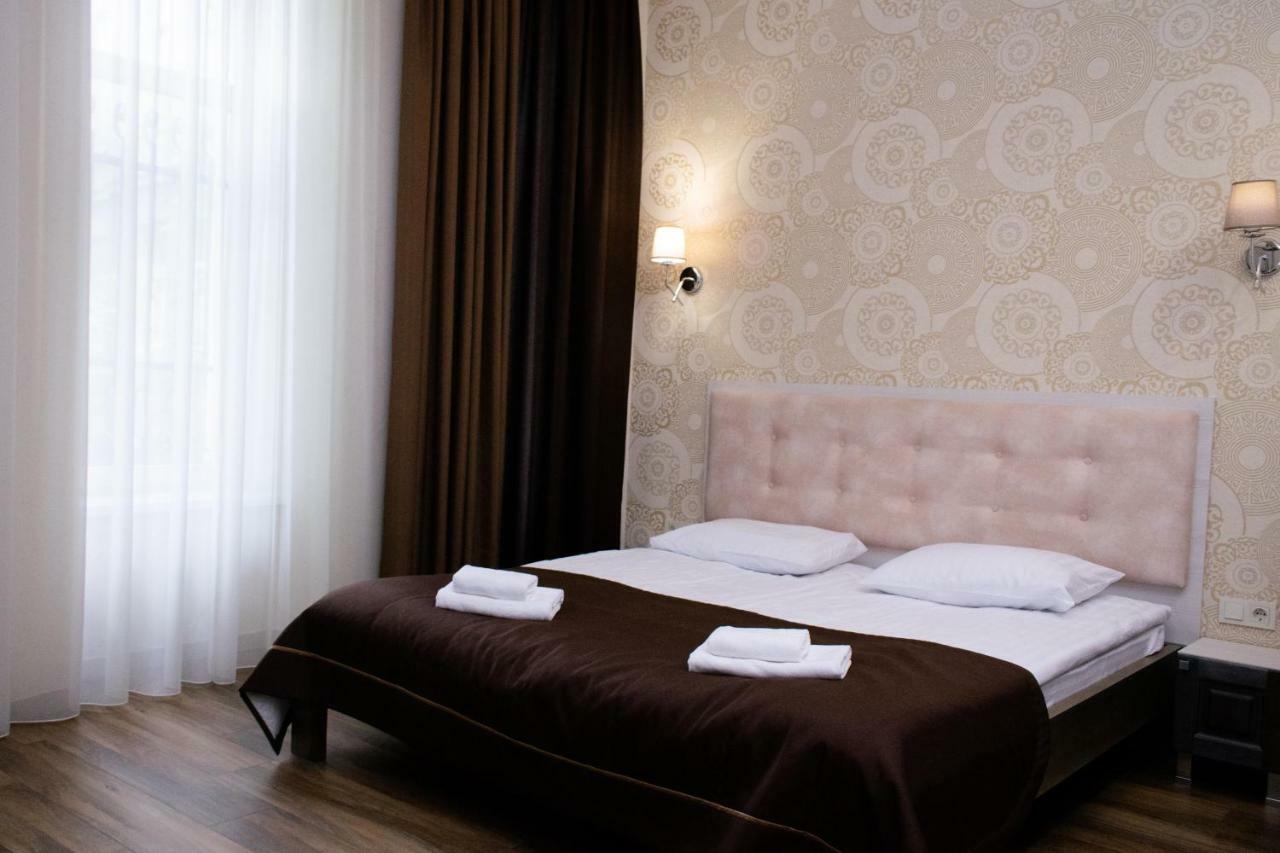 Mini Hotel Barvy Lvova On Kostyushka St. Exteriör bild